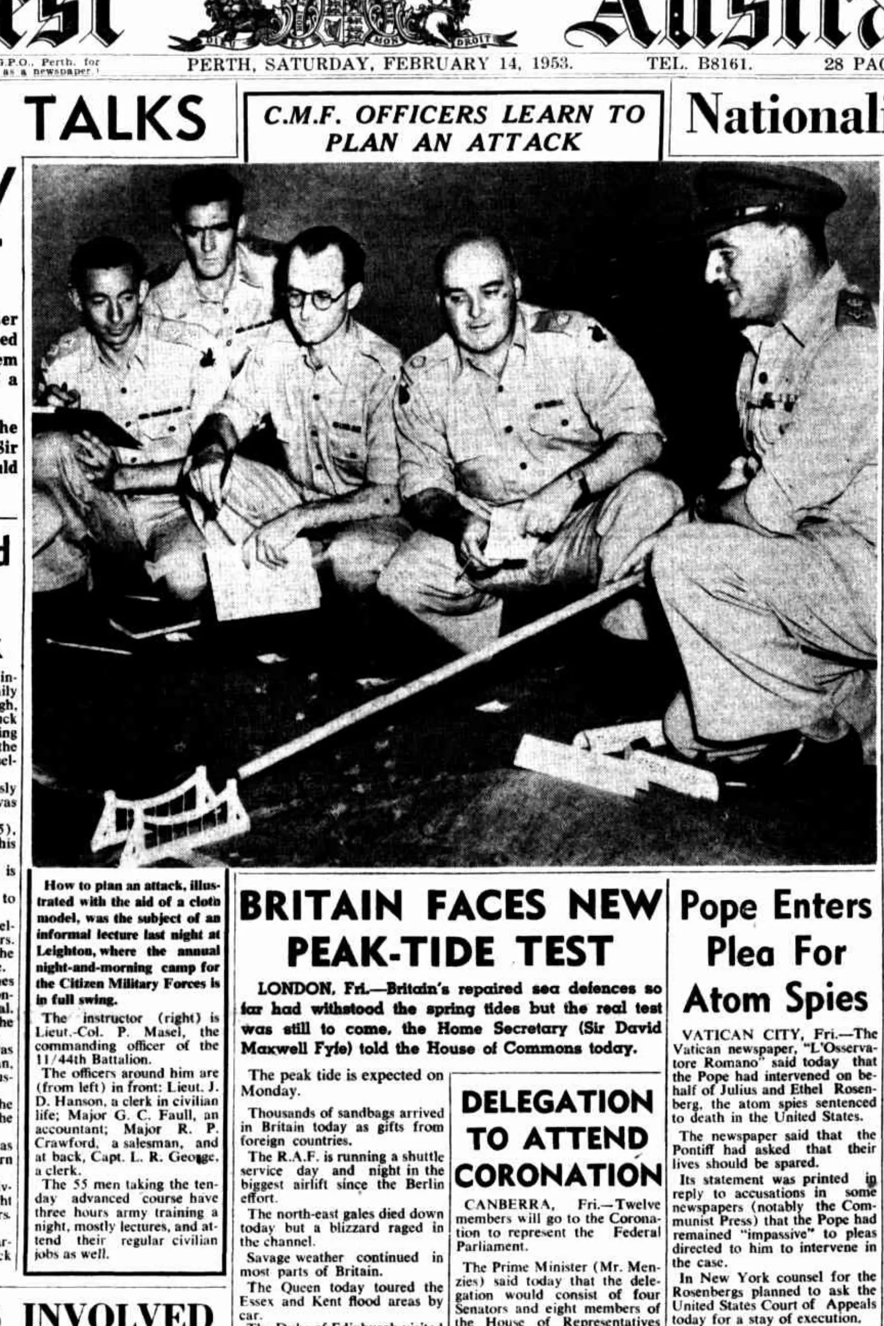 West Australian photograph of Major Gordon Faull and other Citizen Military Forces officers planning an attack at Leighton